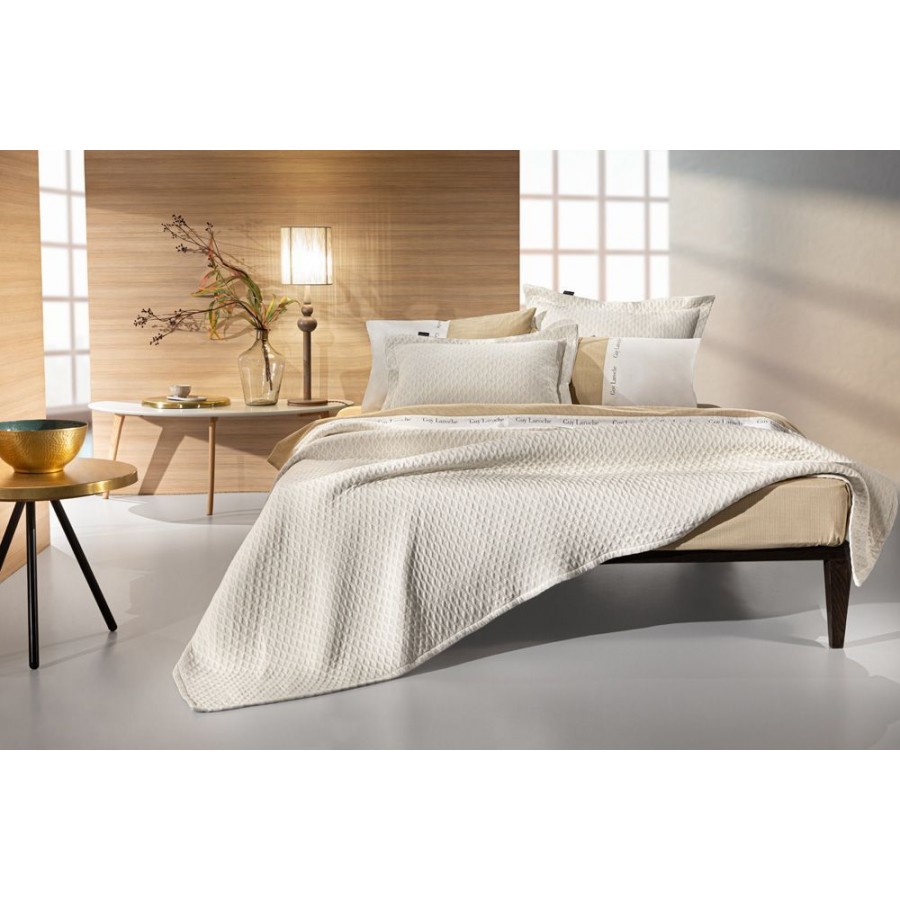 Κουβέρτα Opium Ivory 245X260 Υπέρδιπλη Guy Laroche Κουβέρτα Opium Ivory 245X260 Υπέρδιπλη Guy Laroche