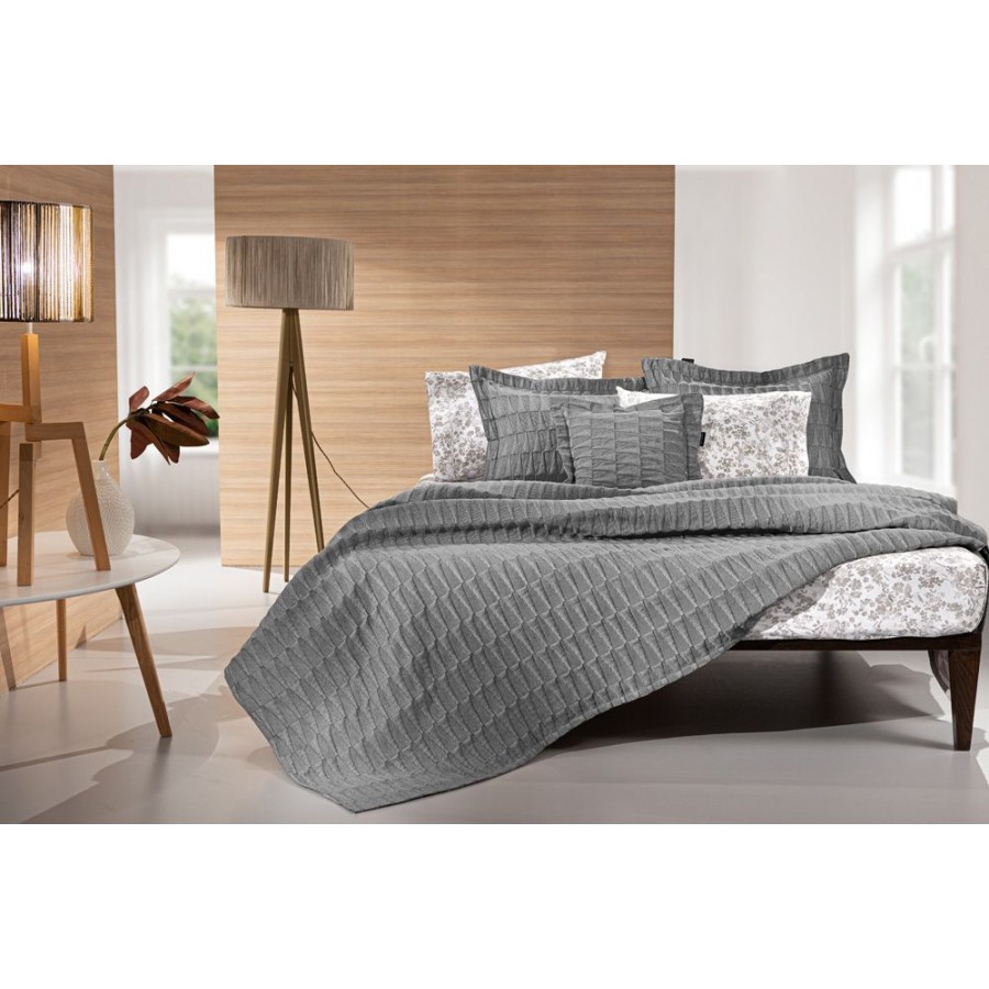 Κουβέρτα Palmyra Anthracite 245X260 Υπέρδιπλη Guy Laroche Κουβέρτα Palmyra Anthracite 245X260 Υπέρδιπλη Guy Laroche