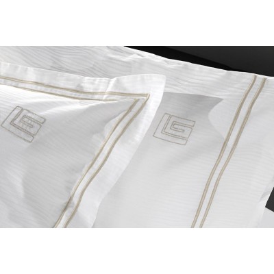 Σετ Σεντόνια Υπέρδιπλα St.Tropez Beige 250X275 Guy Laroche Σετ Σεντόνια Υπέρδιπλα St.Tropez Beige 250X275 Guy Laroche