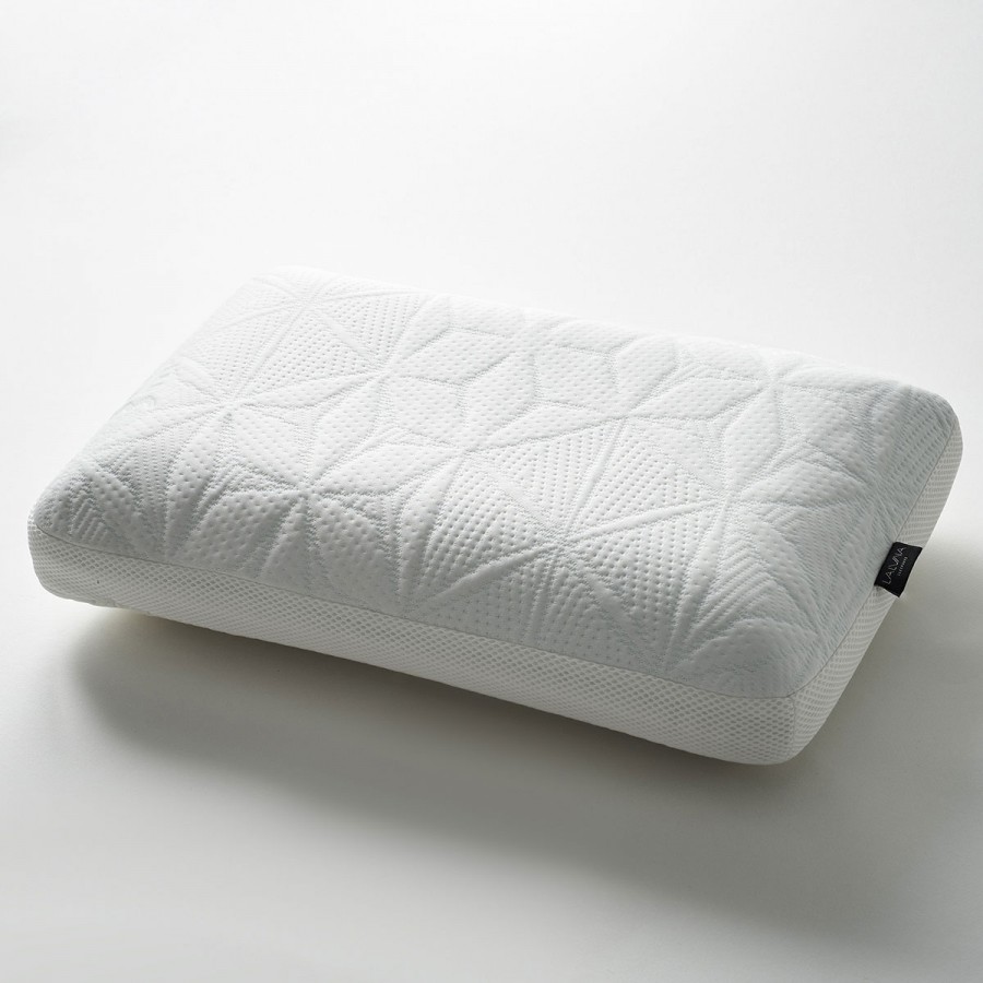 Μαξιλάρι με γέμιση απο 100% air memory foam και κάλυμμα διπλής όψης - η μια πλευρά είναι από ζακάρ ύφασμα διπλής ύφανσης, ενώ η άλλη από ύφασμα με τεχνολογία SensIce® cooling, ιδανικό για τους καλοκαιρινούς μήνες. Πλένεται στο πλυντήριο στους 40°C το εξωτ
