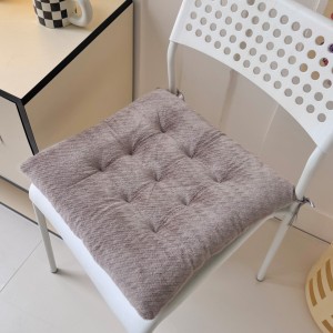 ΜΑΞΙΛΑΡΙ ΚΑΡΕΚΛΑΣ FUR MOCCA (40X40)