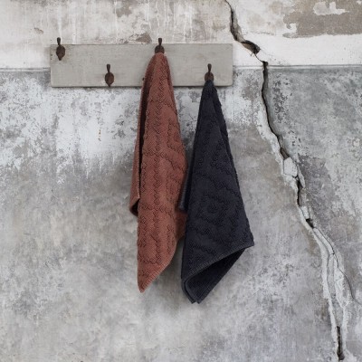 Aztec 60x90 dark pink πατάκι μπάνιου Sealskin Aztec 60x90 dark pink πατάκι μπάνιου Sealskin