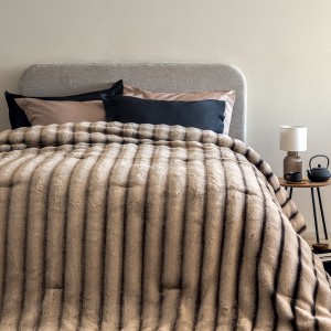 Κουβερτοπάπλωμα Υπέρδιπλο Cate Beige 230X250 Palamaiki
